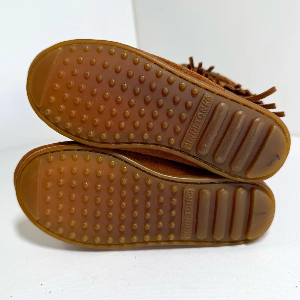 Minnetonka Girls Triple Fringe Suede Side Zip Soled Moccasin Boots Size 11